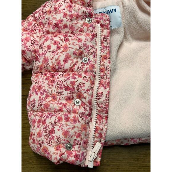 Old Navy Baby Girls' Water-Resistant Floral Puffer Jacket With Bear Ears 3-6 Mon - Picture 6 of 10